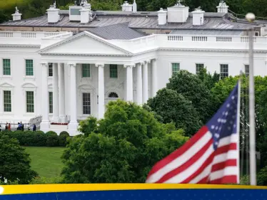 بعد اعتقال مادورو.. مسؤولون أمريكيون يلمحون لـ