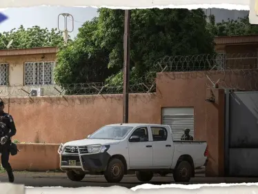 بعد قرار المجلس العسكري طرده.. السفير الفرنسي في النيجر يغادر نيامي - وكالة ستيب نيوز