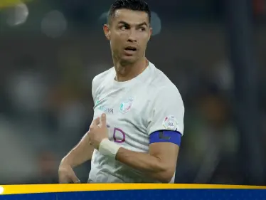 شاهد|| رد فعل "مفاجئ" من رونالدو على جماهير العين الإماراتي بعد ترديد اسم ميسي - وكالة ستيب نيوز