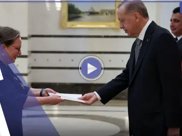 شاهد || تسلم أردوغان أوراق السفيرة الإسرائيلية ولحظة عودة العلاقات - وكالة ستيب نيوز