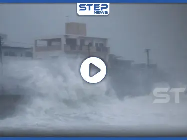 بالفيديو|| بعد إصابة أكثر من 100 ألف أمريكي بالكورونا.. إعصار قوي يضرب البلاد ويدمر منطقة كاملة - وكالة ستيب نيوز