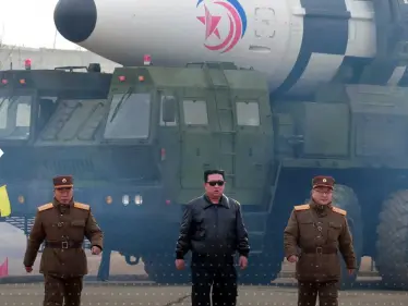 كوريا الشمالية تكشف عن سبب رئيسي لحيازتها "أسلحة نووية" - وكالة ستيب نيوز