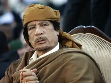 شركة فرنسية تواجه تهمة خطيرة لتوفيرها معدات تجسس لنظام القذافي - وكالة ستيب نيوز