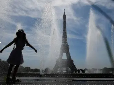 صحيفة غربية تحذر العاصمة الفرنسية: ثلث سكان باريس أمام خطر الموت لهذا السبب - وكالة ستيب نيوز