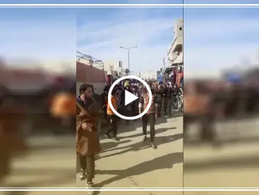 شاهد بالفيديو أهالي مدينة البصيرة يقطعون الطرقات ويحتجون ضد قسد - وكالة ستيب نيوز