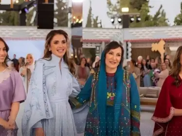 شاهد|| صور من حفل حناء رجوة آل سيف ومصممة تكشف ما كُتب على فستانها - وكالة ستيب نيوز