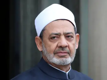 شيخ الأزهر يرفض هوس التحول الجنسي "دون ضرورة طبية" - وكالة ستيب نيوز