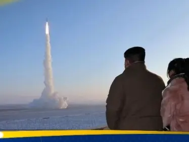 كوريا الشمالية تختبر "نظام أسلحة نووية تحت الماء".. وتحذر 3 دول - وكالة ستيب نيوز