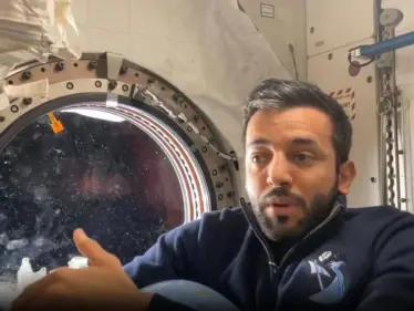 بث مباشر لرحلة عودة رائد الفضاء الإماراتي سلطان النيادي إلى الأرض - وكالة ستيب نيوز