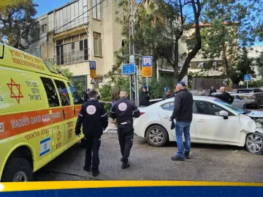 إصابة جندي إسرائيلي في عملية دهس بمدينة حيفا.. وفيديو يوثق اللحظات الأولى - وكالة ستيب نيوز