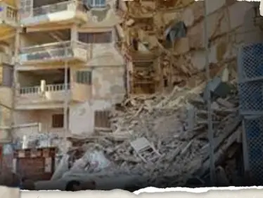 شاهد|| انهيار مبنى من 13 طابقا في الإسكندرية المصرية.. وبدء البحث عن عالقين تحت الأنقاض - وكالة ستيب نيوز
