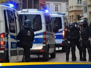 اعتقال شخصين حاولا إحراق موقع بناء مسجد في ألمانيا.. والتحقيقات تكشف تفاصيل عنهما - وكالة ستيب نيوز