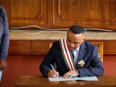 رئيس مدغشقر الجديد يعيّن رجل أعمال رئيسًا للوزراء بعد أيام من توليه السلطة - وكالة ستيب نيوز