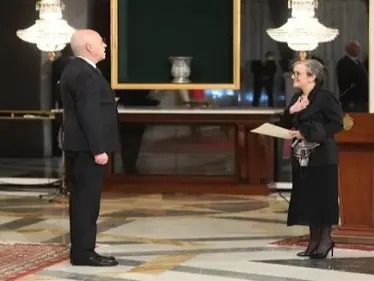 الرئيس التونسي يوجّه بعدة أوامر خلال لقائه برئيسة الحكومة ويصدر عفواً خاص.. إليك من سيشمل - وكالة ستيب نيوز