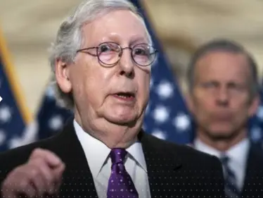 بعد "تجمد" السيناتور ميتش ماكونيل للحظات عقب سؤال صحافي.. تقارير تقدم تفسيرات لحالته - وكالة ستيب نيوز