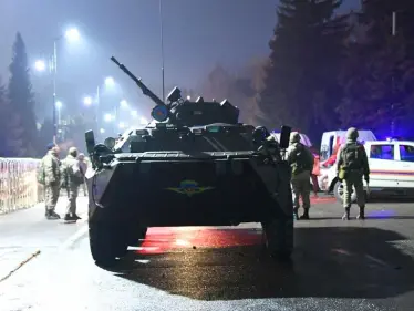  جندي روسي ينتشرون في شوارع كازاخستان المشتعلة بالمظاهرات - وكالة ستيب نيوز