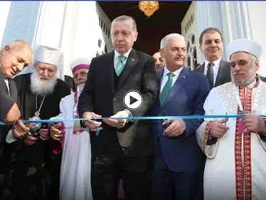 بالفيديو|| الرئيس التركي يفتتح مسجداً بعد تحضيراتٍ دامت لقرابة ثلاثة عقود.. ويوجّه رسائل متعددة - وكالة ستيب نيوز