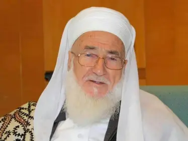 ‏وصف بشار الأسد بـ"مسيلمة الكذاب".. وفاة العلامة الشيخ محمد علي الصابوني عن عمر يناهز 91 عاماً - وكالة ستيب نيوز