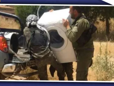 عناصر الفرقة الرابعة التابعة لماهر الأسد يمارسون طقوس "التعفيش" بحلب.. والتفاصيل - وكالة ستيب نيوز