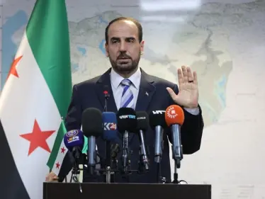 "تستدعي ردة فعل دولية حازمة".. رئيس الائتلاف يتحدث عن خطر يهدد الجنوب السوري - وكالة ستيب نيوز