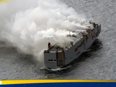 البحر الأحمر "يشتعل".. هجمات على سفن بريطانية وأمريكية والحوثيون يصدرون بياناً - وكالة ستيب نيوز