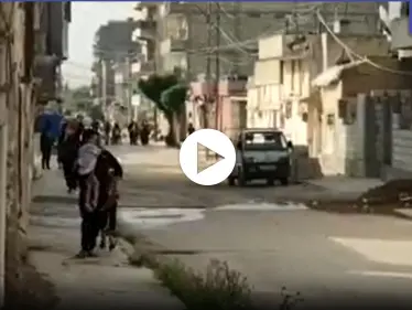 بالفيديو || اشتباكات عنيفة بين "الدفاع الوطني" و"قسد" في مدينة القامشلي - وكالة ستيب نيوز