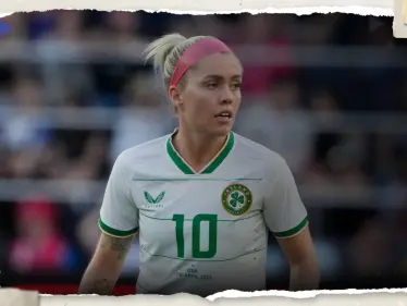 "لسبب غريب".. مدربة تكشف لماذ تم إنهاء مباراة كرة قدم للسيدات بعد 20 دقيقة - وكالة ستيب نيوز