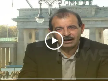 بالفيديو|| محامٍ سوري يكشف عن أسماء "مجرمين" باللجنة الدستورية، بينهم قيادي بالمعارضة - وكالة ستيب نيوز