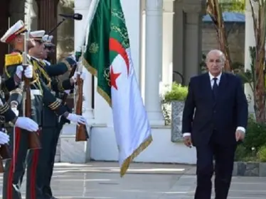 الرئيس الجزائري عبد المجيد تبون يعود إلى الجزائر بعد رحلة علاجية في ألمانيا - وكالة ستيب نيوز