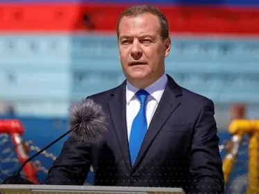 مدفيديف: روسيا ستنتصر في أوكرانيا ومستعدة للمضي حتى حدود بولندا - وكالة ستيب نيوز