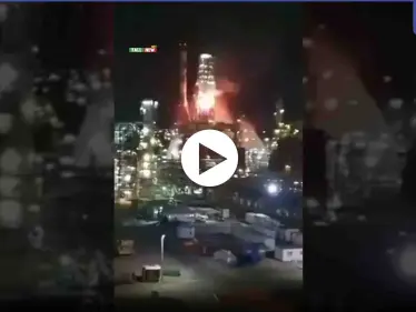 بالفيديو|| ألسنة اللهب تلتهم منشأة نفطية تابعة لإسرائيل في حيفا.. وإعلام عبري يكشف السبب - وكالة ستيب نيوز