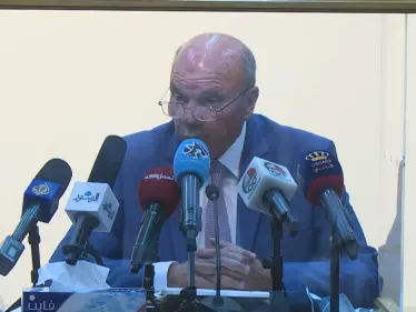 الأعيان الأردني يتحدث عن ظاهرة "مخيفة" ستولد اليأس لدى الشباب.. ويدعو إلى وضع قانون انتخاب يقضي على أمرين - وكالة ستيب نيوز