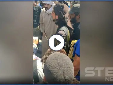 بالفيديو|| "البوابة ما تفتح غير إلنا لو على دمنا".. أهالي رأس العين يهددون فرقة الحمزة - وكالة ستيب نيوز