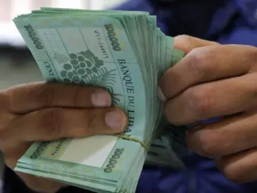ارتفاع قياسي بدولار السوق السوداء في لبنان.. كم بلغ؟ - وكالة ستيب نيوز