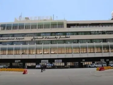 شاهد|| قصف صاروخي على مطار بغداد الدولي.. ومصدر أمني يكشف الخسائر - وكالة ستيب نيوز