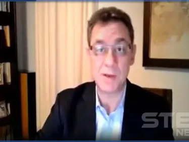 بالفيديو|| وزّعَ لقاح فايزر للجميع ولم يأخذ منه.. ألبرت بورلا يكشف سبب عدم تلقيه اللقاح - وكالة ستيب نيوز