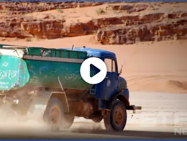 بالفيديو|| لحظة إخراج 4 نساء وأطفالهن من صهريج حاولن الهروب خلاله من مخيم الهول بالحسكة - وكالة ستيب نيوز