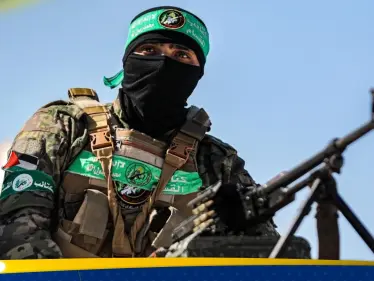 مقاتلو القسام يفتكون بقوة إسرائيلية خاصة وجدوها على الطريق أثناء عودتهم من المعركة - وكالة ستيب نيوز