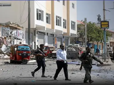 بالفيديو|| نجاة نائب رئيس أركان الجيش الصومالي من محاولة اغتيال - وكالة ستيب نيوز