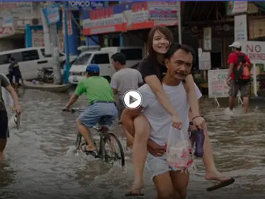 بالفيديو|| عاصفة تتسبب بفوضى في بريطانيا والأمطار تقتل العشرات في الصين والفلبين والسعودية - وكالة ستيب نيوز