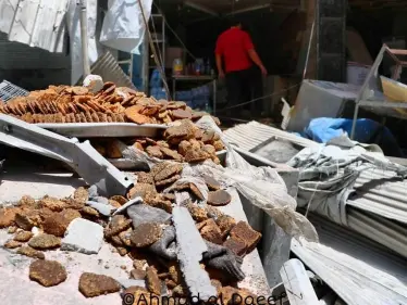 بالصور شاهد ما حل بحلويات العيد في معرة النعمان بعد قصف الأسد لها - وكالة ستيب نيوز