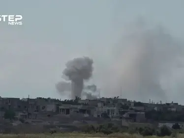 شاهد قصف مدفعي وصاروخي عنيف يستهدف قرية الزكاة شمال حماة - وكالة ستيب نيوز