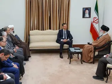 الأسد في زيارة غير معلنة للعاصمة طهران.. وعلم النظام غائب عن المشهد - وكالة ستيب نيوز