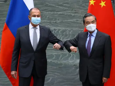 وزيرا خارجية روسيا والصين يرفضان العقوبات الغربية ويتحدثان عن قضايا متفق عليها - وكالة ستيب نيوز