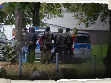 الشرطة الألمانية تعتقل سورياً للاشتباه بـ"تخطيطه لتنفيذ هجوم".. وهذا ما وجدته بمنزله - وكالة ستيب نيوز