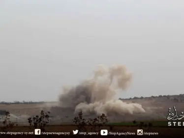 قوات النظام تستهدف ريف حماة الشمالي وطائرة روسية تقصف إحدى نقاط جيش العزة - وكالة ستيب نيوز