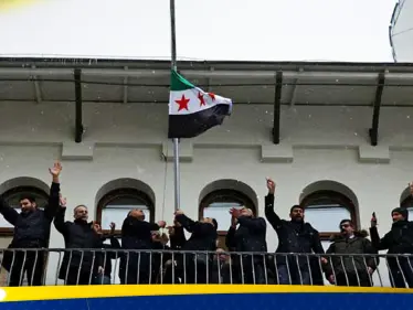 حرّاس النظام البائد يمثلون سوريا في العالم والسُلطات الجديدة "غافلة" وخبراء يكشفون المستور - وكالة ستيب نيوز