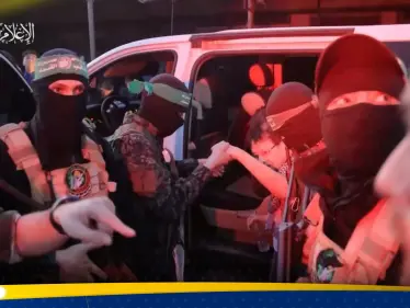 صحيفة إسرائيلية تكشف عن أسماء 3 أسرى تشترط حماس الإفراج عنهم في الصفقة القادمة (صور) - وكالة ستيب نيوز