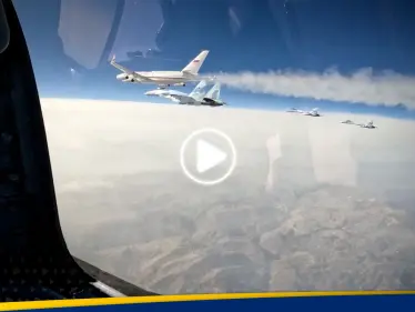 الكرملين يكشف السر وراء مرافقة المقاتلات الحربية لطائرة بوتين في أجواء الإمارات والسعودية - وكالة ستيب نيوز