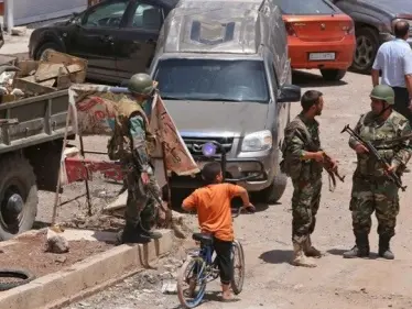 منشقو درعا يضعون شرطاً مقابل عودتهم إلى الخدمة، والنظام يشن حملة اعتقالات في المحافظة!! - وكالة ستيب نيوز